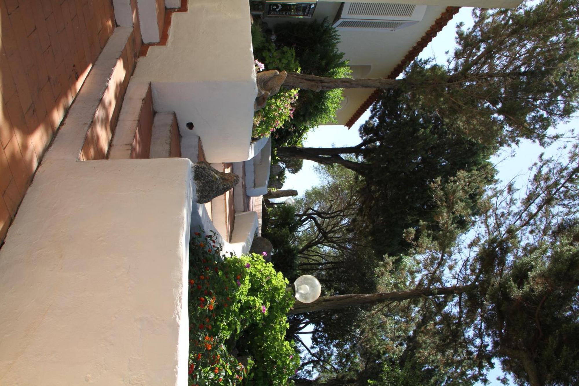 Hotel 3 Botti Baja Sardinia Εξωτερικό φωτογραφία