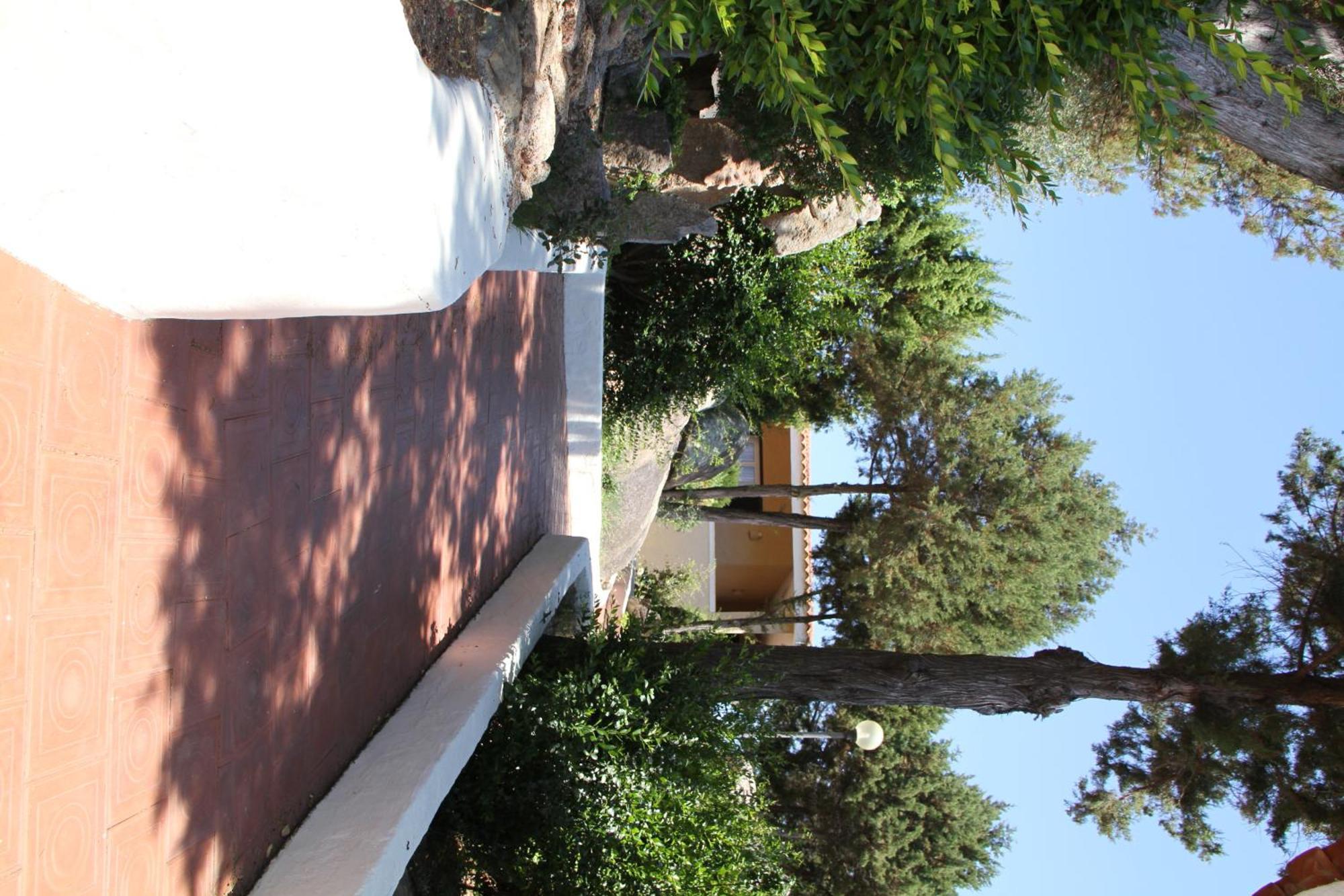 Hotel 3 Botti Baja Sardinia Εξωτερικό φωτογραφία