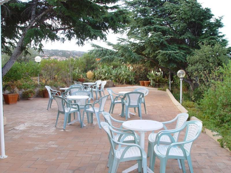 Hotel 3 Botti Baja Sardinia Εξωτερικό φωτογραφία