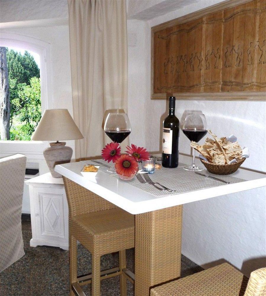 Hotel 3 Botti Baja Sardinia Εξωτερικό φωτογραφία