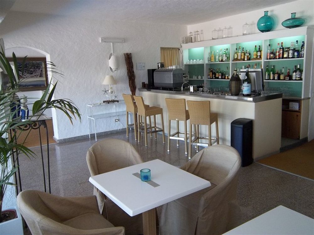 Hotel 3 Botti Baja Sardinia Εξωτερικό φωτογραφία