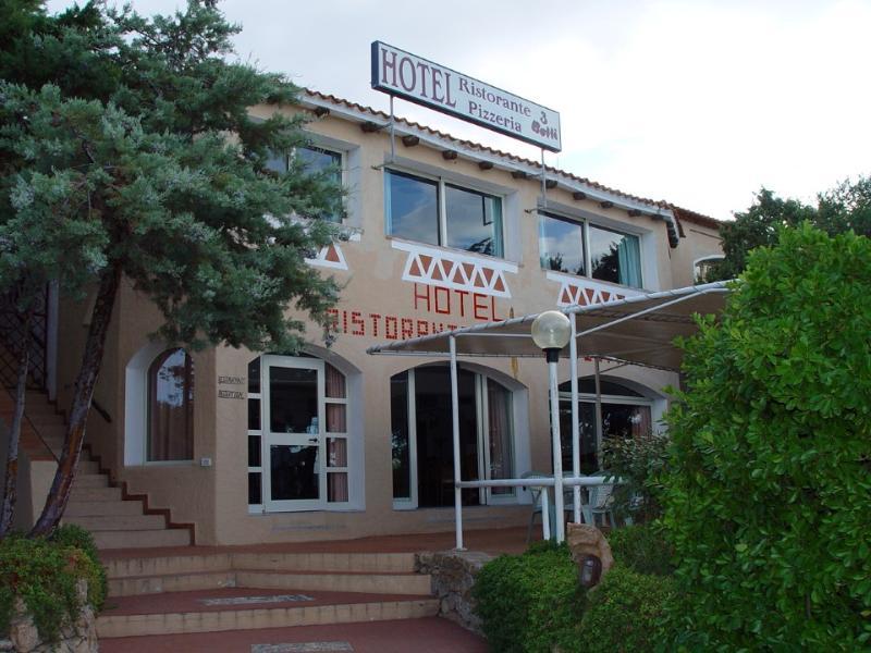 Hotel 3 Botti Baja Sardinia Εξωτερικό φωτογραφία