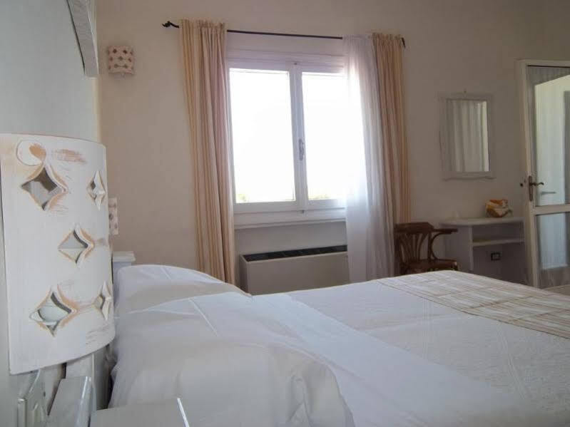 Hotel 3 Botti Baja Sardinia Εξωτερικό φωτογραφία
